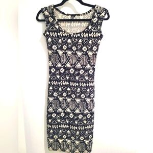 Black and white bodycon dress